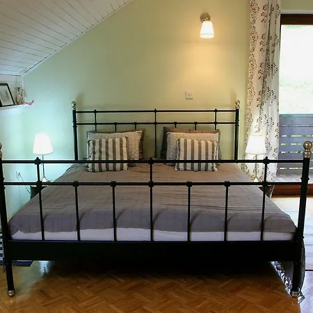 Eco-house Zivljenje Na Visokem Bed & Breakfast Miklavz pri Taboru